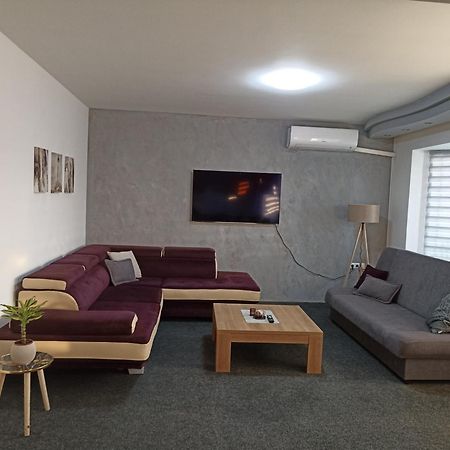 Royal Apartmani Bosanski Samac Exteriér fotografie