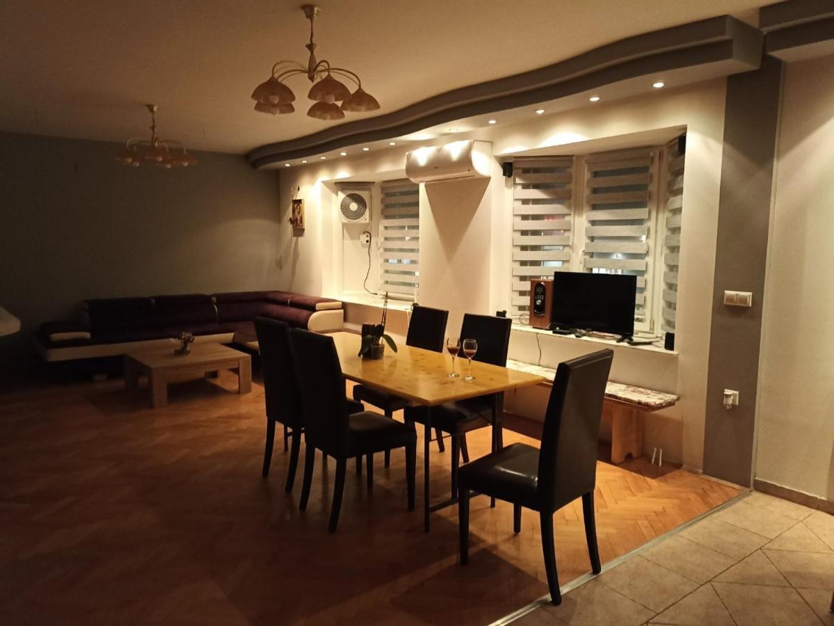 Royal Apartmani Bosanski Samac Exteriér fotografie